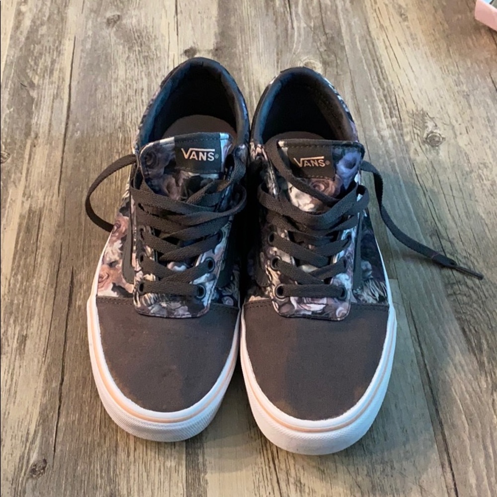Used once Vans!!